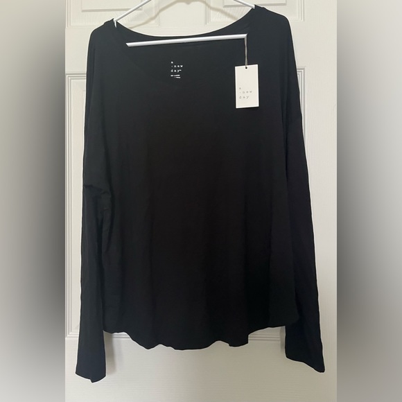 A New Day Women's Lightweight Long Sleeve Top Black sz XXL - Picture 2 of 4